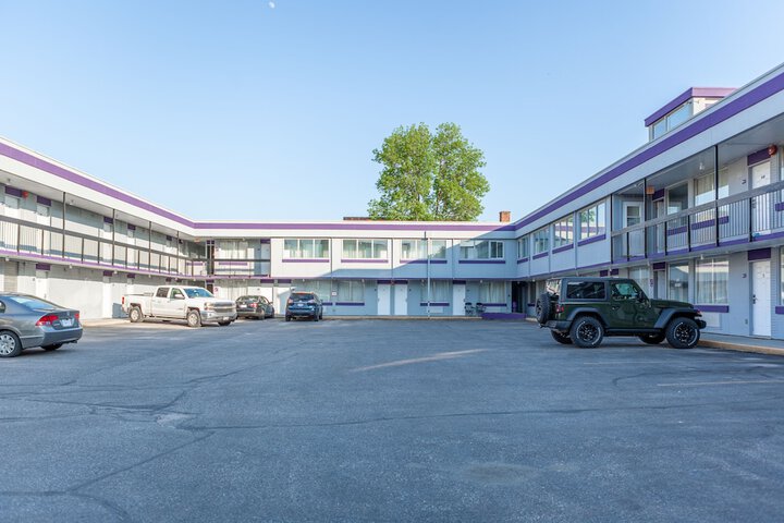 Hotel 7 of 60