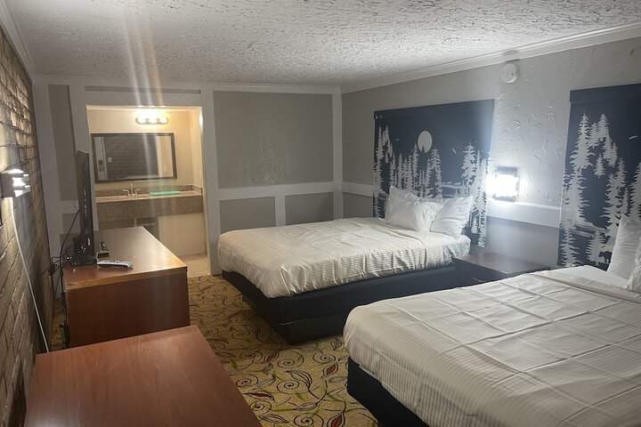 Room 10 of 21