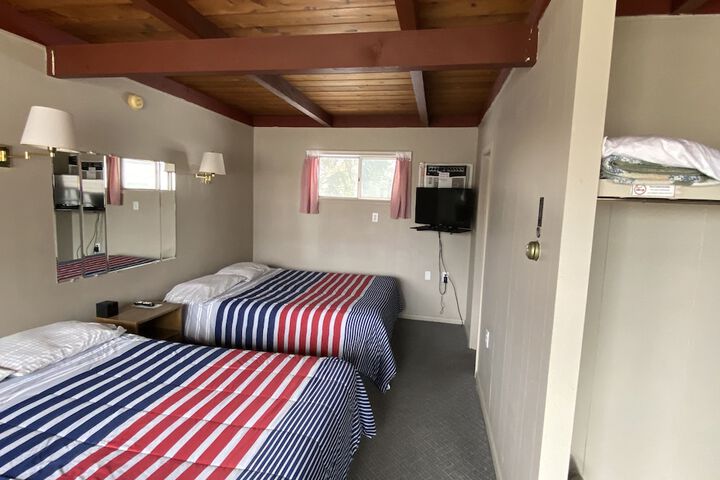 Room 28 of 30