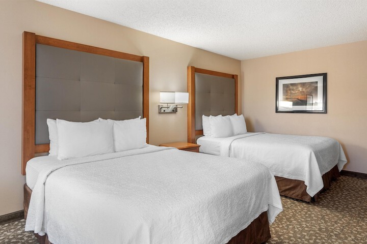 Best Western Plus Oak Harbor Hotel & Conference Center