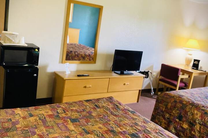 Herington Inn & Suites