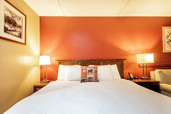 Fireside Inn & Suites West Lebanon