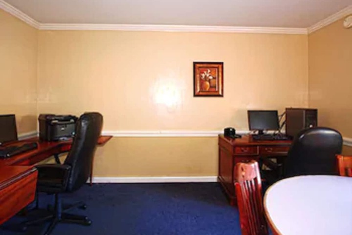 Clarion Inn Strasburg - Lancaster