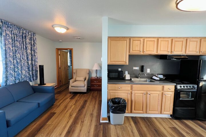 Mariner Inn and Suites