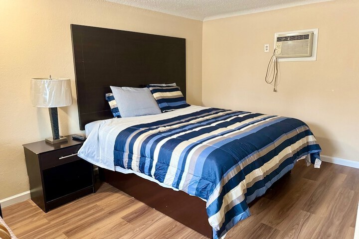 Room 19 of 60