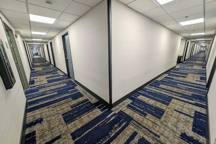 Ballroom/Hall 26 of 29