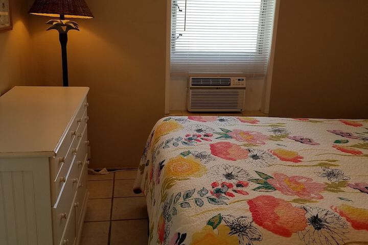 Room 212 of 218