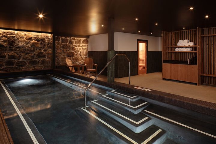 Lightwell Hotel & Spa