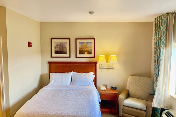 Room 34 of 55
