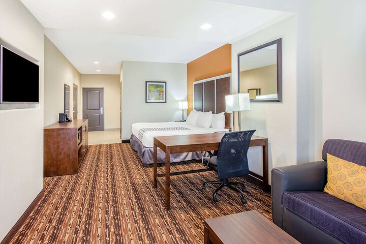 Room 18 of 24