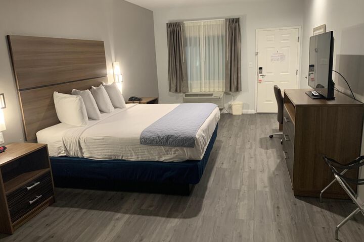 Room 22 of 39