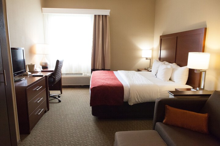 Room 34 of 49