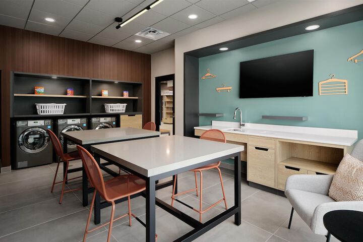 LivSmart Studios by Hilton Tullahoma