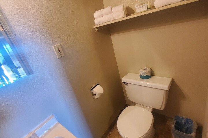 Room 19 of 22