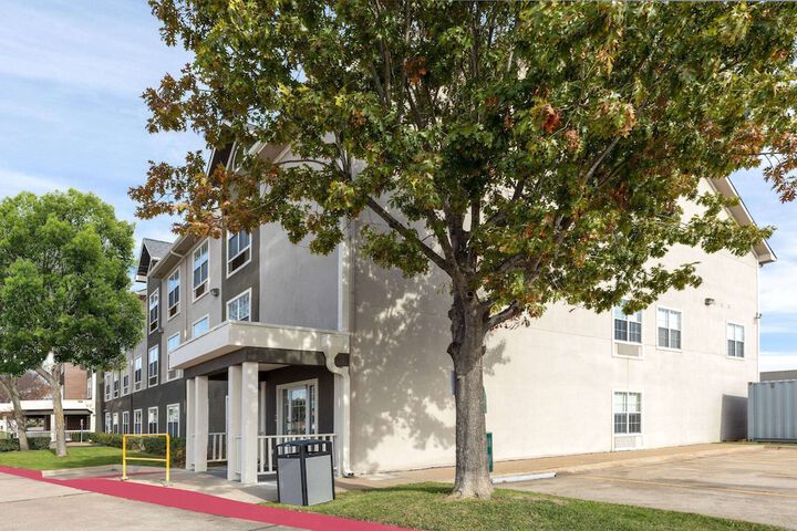 La Quinta Inn & Suites by Wyndham Rockwall