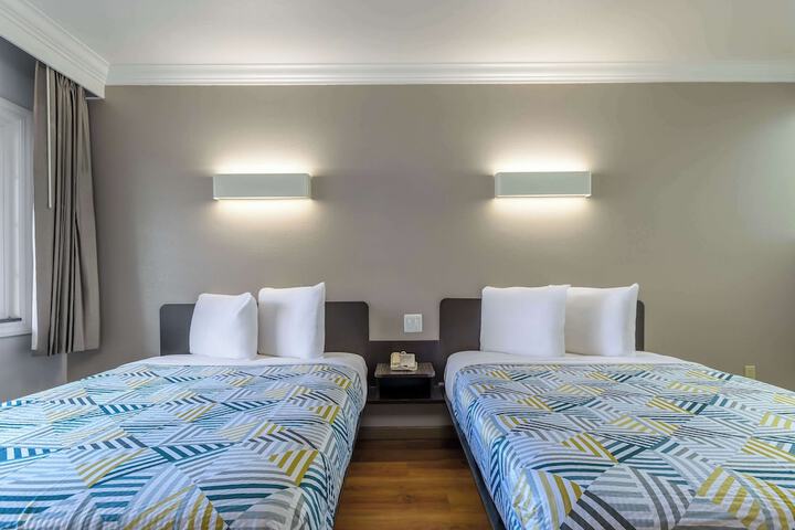 Room 16 of 26