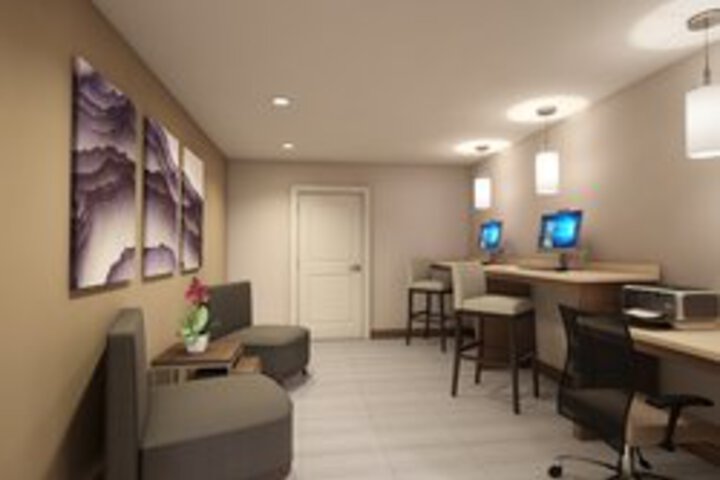 Business Center 132 of 137