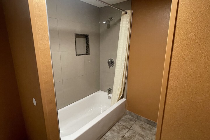 Room 21 of 45