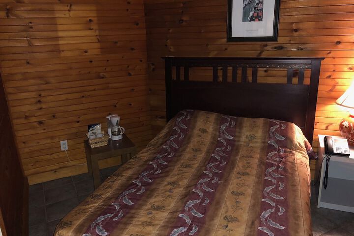 Room 8 of 31
