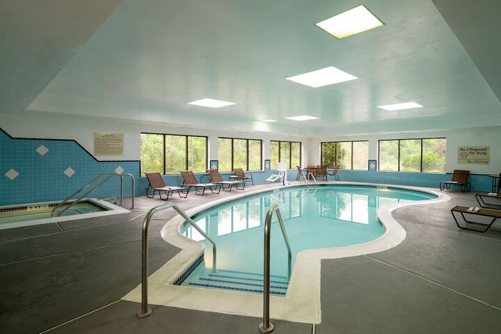Pool 4 of 34