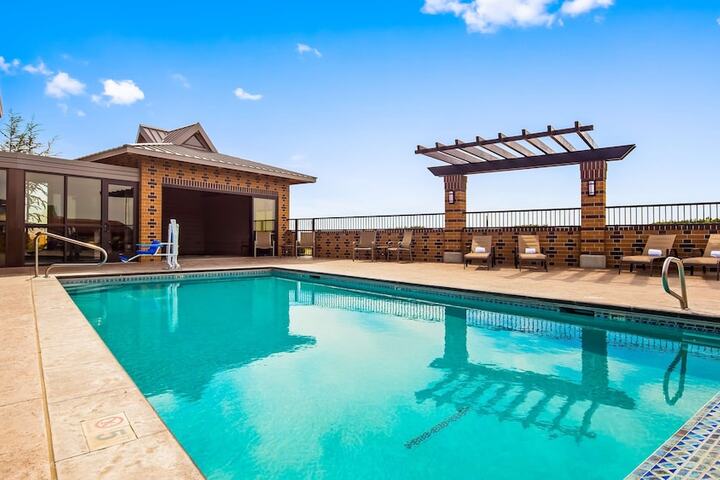 Pool 5 of 48