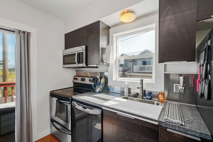Rockaway Beach Vacation Rental: Pets Welcome!