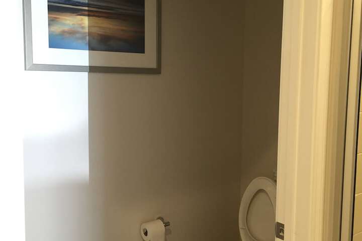 Room 27 of 36