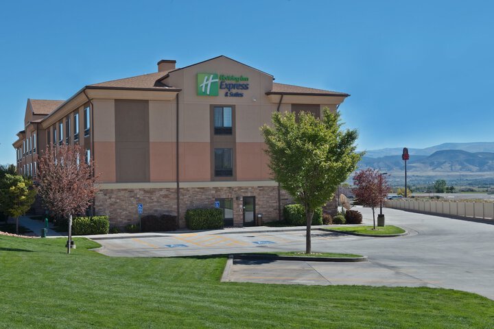 Hotel 6 of 57