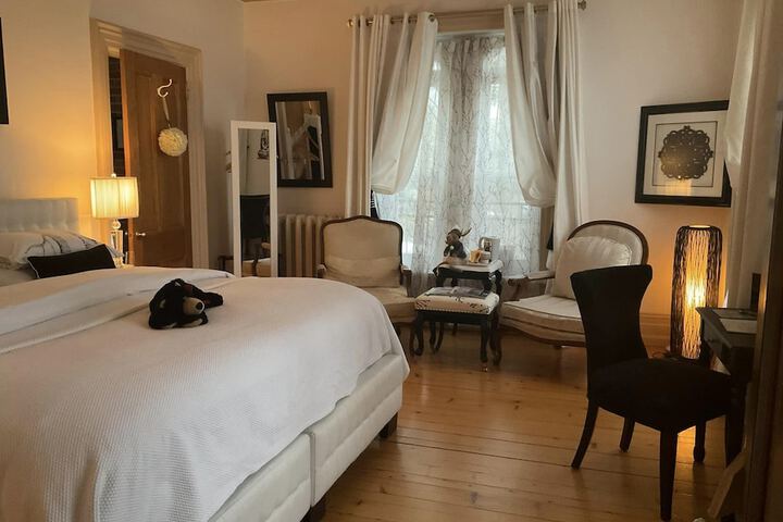 Ile De Garde B & B