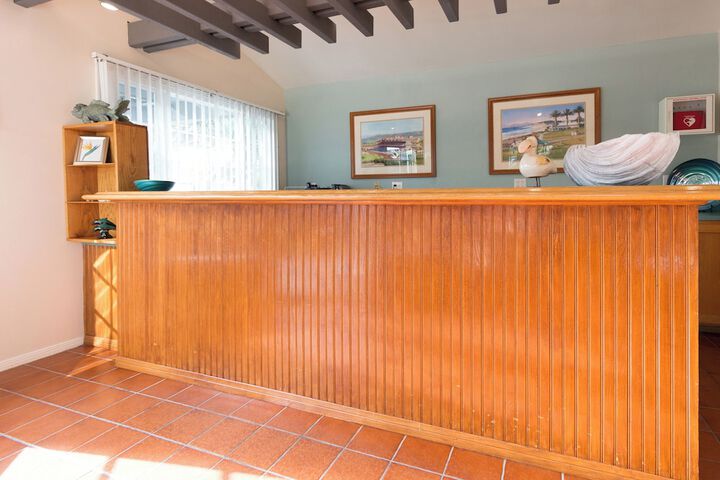 Wave Crest Resort