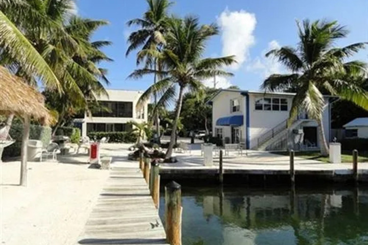LOOKOUT LODGE RESORT