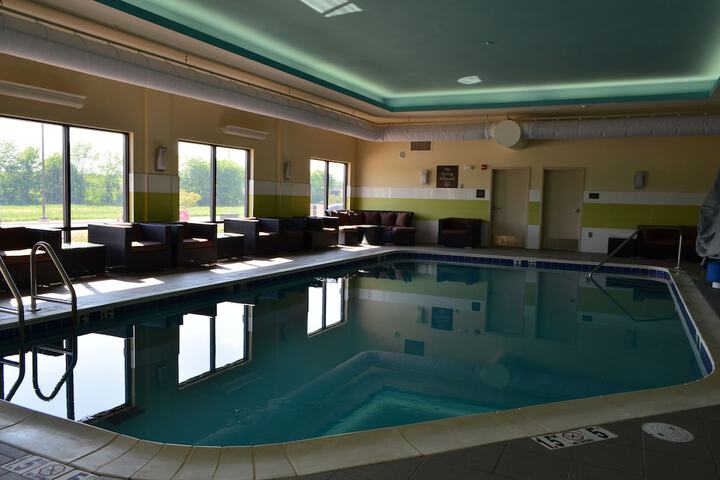 Pool 11 of 91