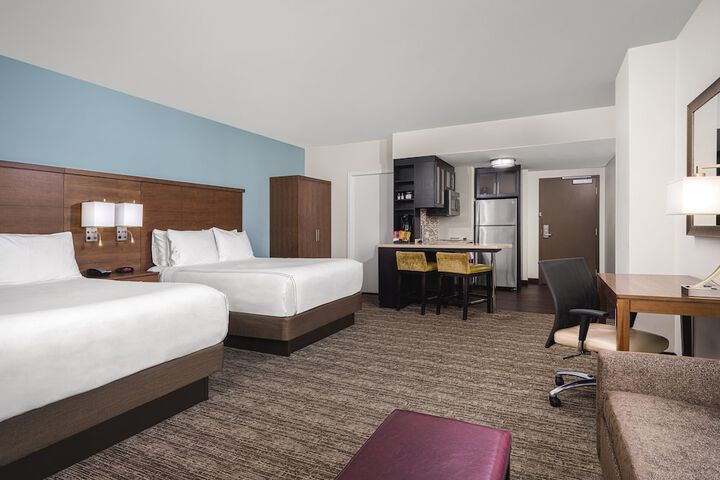 Room 33 of 67