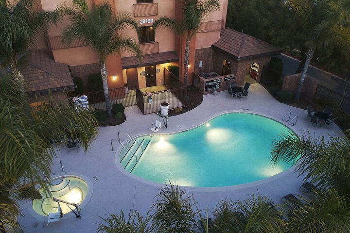 Pool 4 of 72