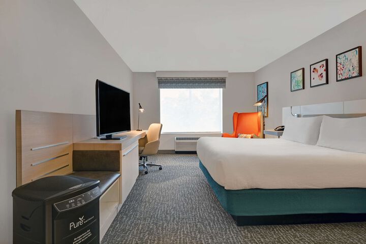 Room 32 of 56