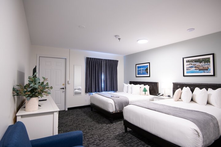Room 13 of 22