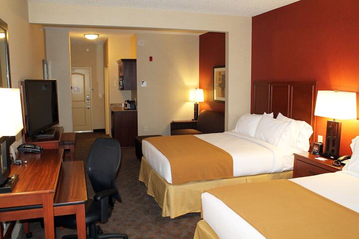 Room 15 of 30