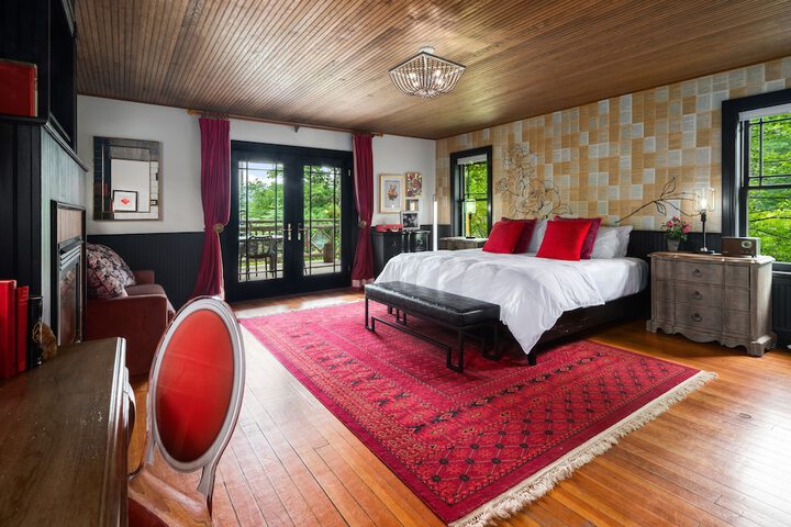 Room 48 of 172