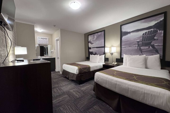 Room 11 of 37