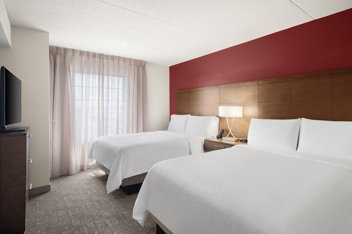Staybridge Suites Indianapolis-Airport by IHG