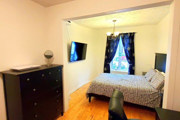 Room 13 of 17