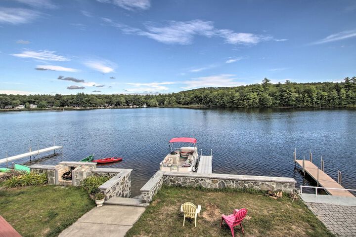 Waterside Haven on Milton Pond w / Deck & Boat Dock