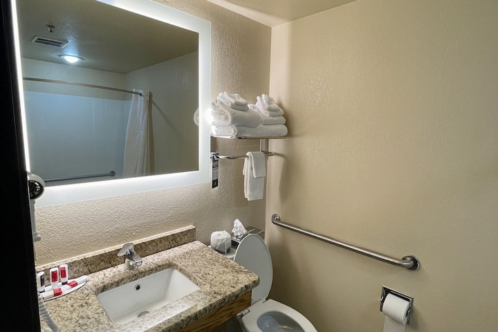 Super 8 by Wyndham Macon
