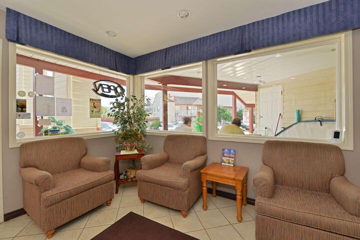 Canadas Best Value Inn and Suites Princeton