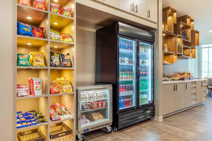 Cambria Hotel Davenport Quad Cities