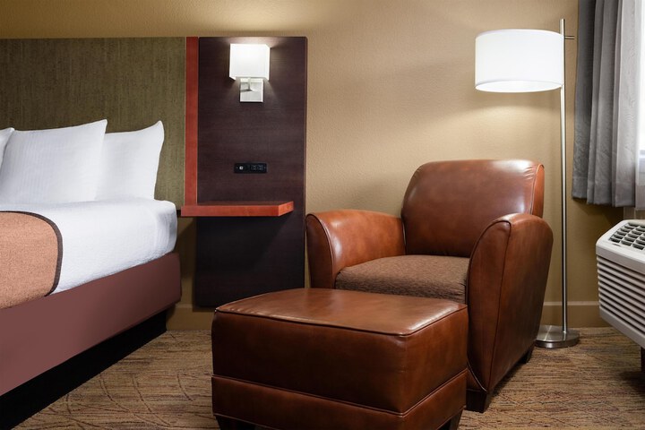 Best Western Discovery Inn
