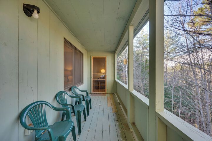 Bartlett Mtn Retreat: 1 Mi to Attitash Ski Lifts