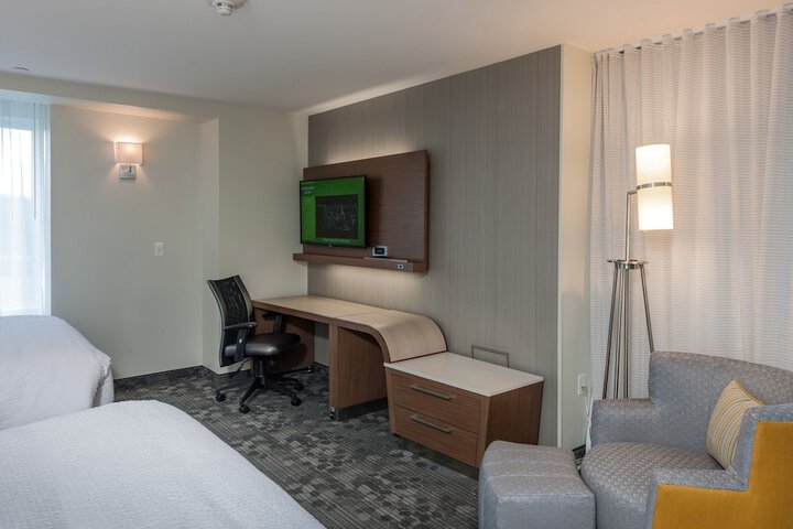 Room 37 of 59
