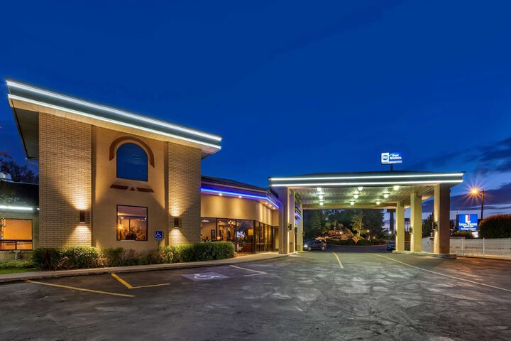 Hotel 3 of 30
