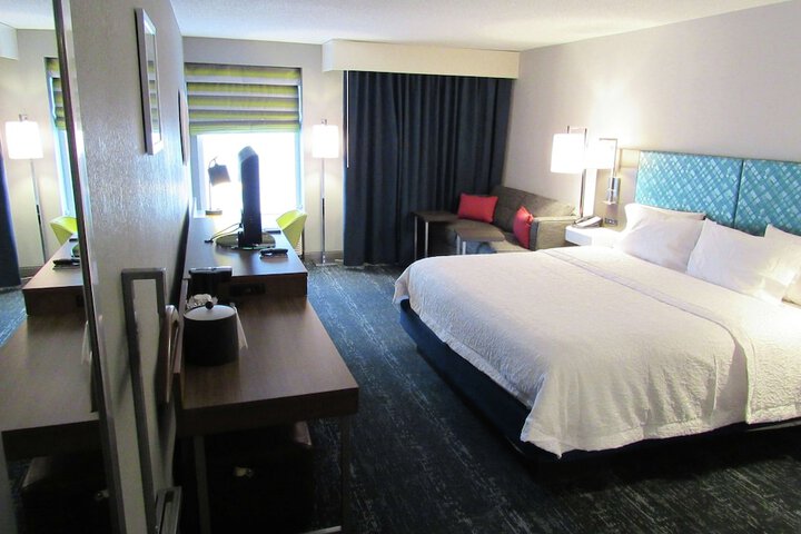 Room 41 of 169